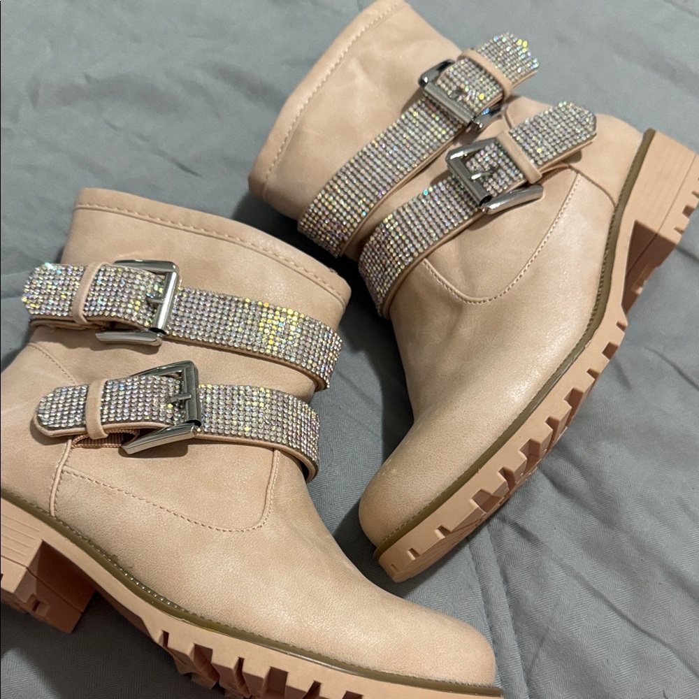MIA Beige Ankle Boots with Sparkling Buckles - Picture 4 of 8